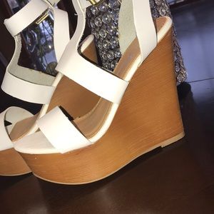 5in white wedges